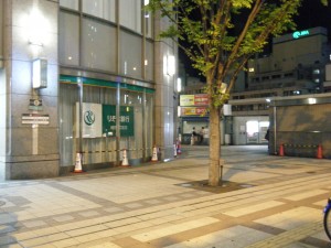 7：00 梅田ヨドバシカメラ１Ｆ　りそなＢＫ前 帰阪時、異なる乗車場所でもここが解散場所となります。